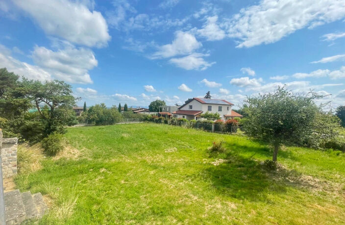 TERRAIN 795m2 SOUCIEU EN JARREST — photo 2
