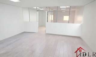 Local industriel  220 m² à louer à La Farlède (83210)