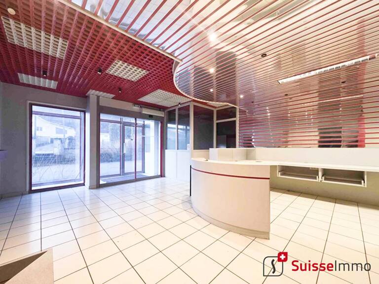 Local Bureaux  559 m2 — photo 1