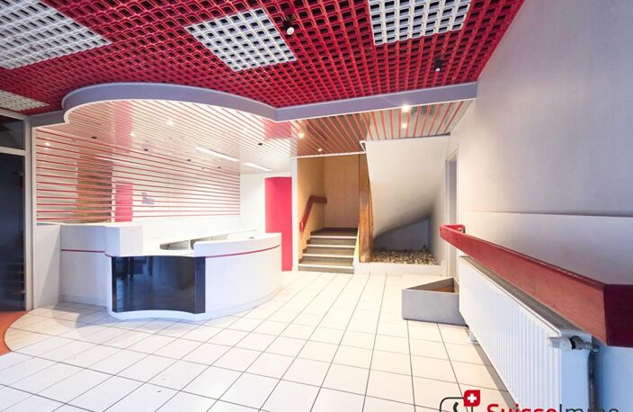 Local Bureaux  559 m2 — photo 2
