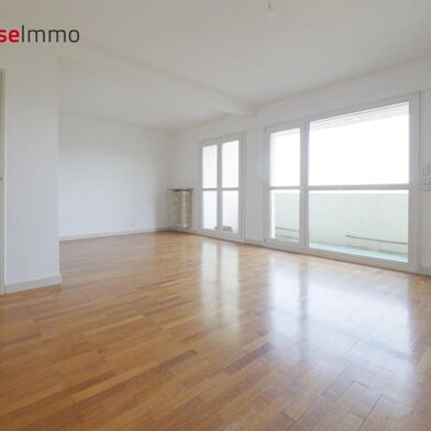 Appartement 4 pièces 99500 €