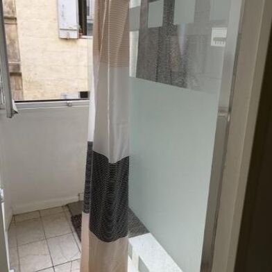 Appartement 2 pièces 900 €