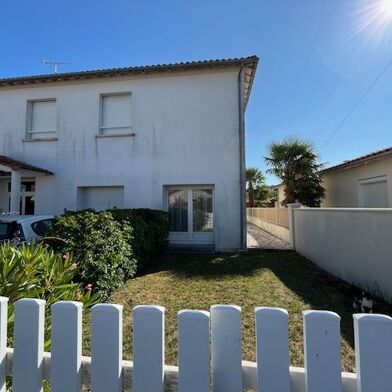 Appartement 2 pièces 700 €