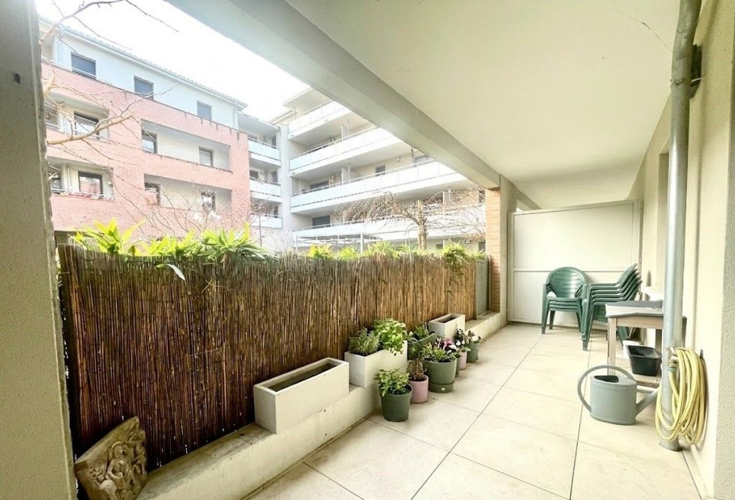 TERRASSE - PARKING - RESIDENCE SENIORS - COEUR DE CASTANET TOLOSAN — photo 1