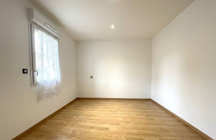 TERRASSE - PARKING - RESIDENCE SENIORS - COEUR DE CASTANET TOLOSAN — photo 4