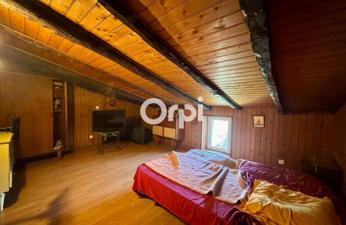 BREUILLET - ENSEMBLE IMMOBILIER - PLEIN CENTRE — photo 4