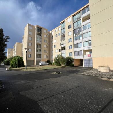 Appartement 4 pièces 128000 €