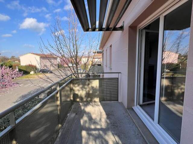 Appartement T2 Centre ville Roquettes — photo du bien