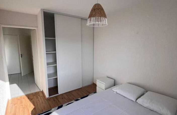 Appartement T2 Centre ville Roquettes — photo 5