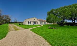 Maison 6 Pièces 197 m² à vendre à Surgères (17700)