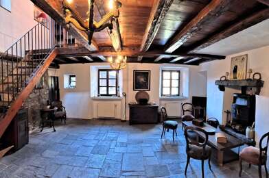 Maison 8 pièces 2199000 €