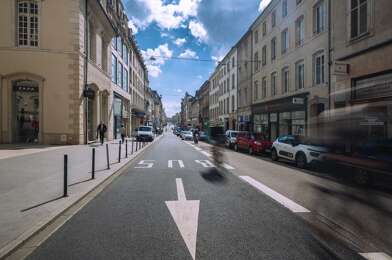 Commerce 2 pièces 4007 €