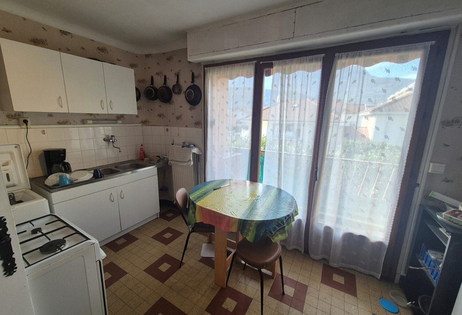 Achat Appartement Echirolles T4 lumineux 82 m² avec balcon -1er et Dernier étage - Vivre au calme avec vue montagnes - Jean-Jaurès — photo 1