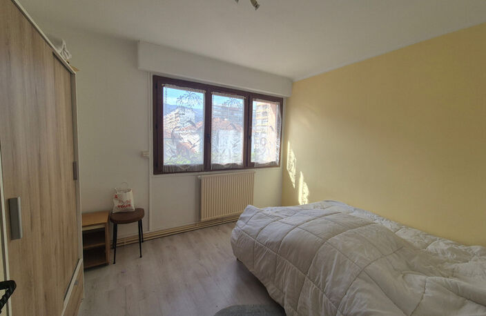 Achat Appartement Echirolles T4 lumineux 82 m² avec balcon -1er et Dernier étage - Vivre au calme avec vue montagnes - Jean-Jaurès — photo 4