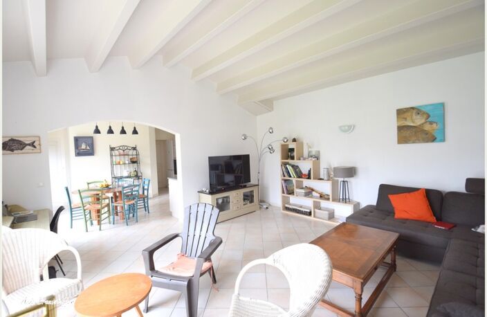 Maison à louer 5 pièces SAINT MARTIN DE RE (17) dans un lotissement très calme — photo 3