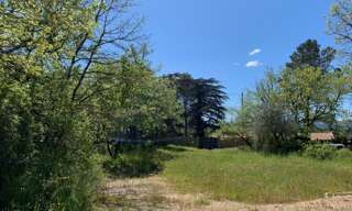Terrain 2000 m² à construire Saint-Maximin-la-Sainte-Baume (83470)
