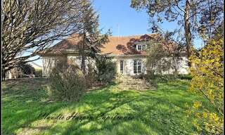 Maison 8 Pièces 220 m² à vendre à Châtillon-sur-Thouet (79200)