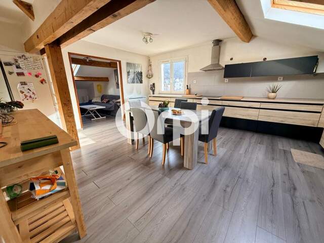 À VENDRE – T3 85 m² au cœur d’Allevard-les-Bains — photo du bien