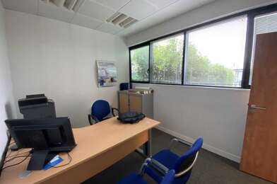 Bureau  1000 €