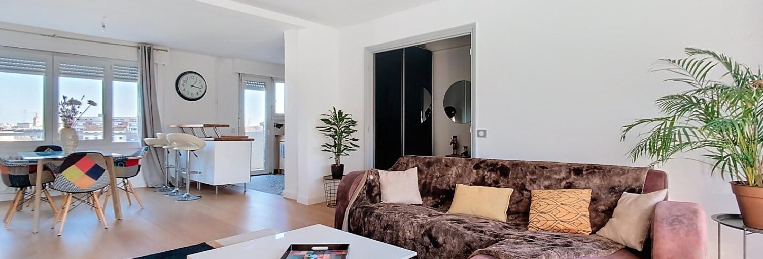 Appartement  99 m² à vendre à Lille (59800)