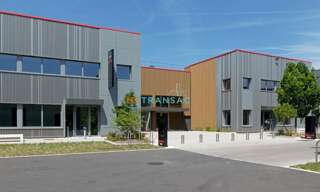 Local industriel  991 m² à louer à Le Blanc-Mesnil (93150)