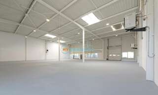 Local industriel  740 m² à louer à Le Blanc-Mesnil (93150)