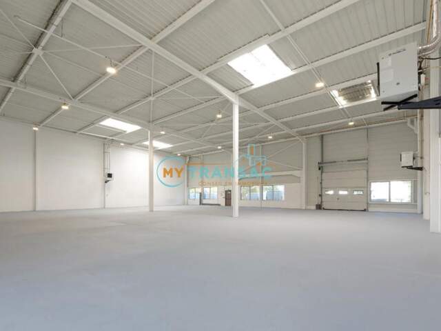 Blanc-Mesnil A LOUER Entrepôt de 740m² — photo du bien