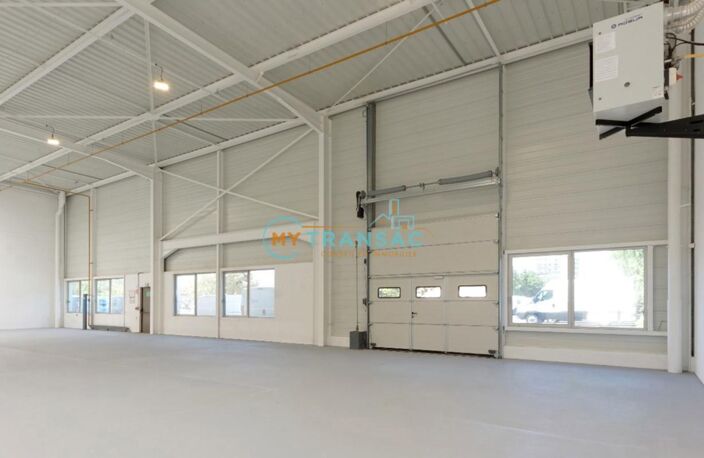 Blanc-Mesnil A LOUER Entrepôt de 873m² — photo 2