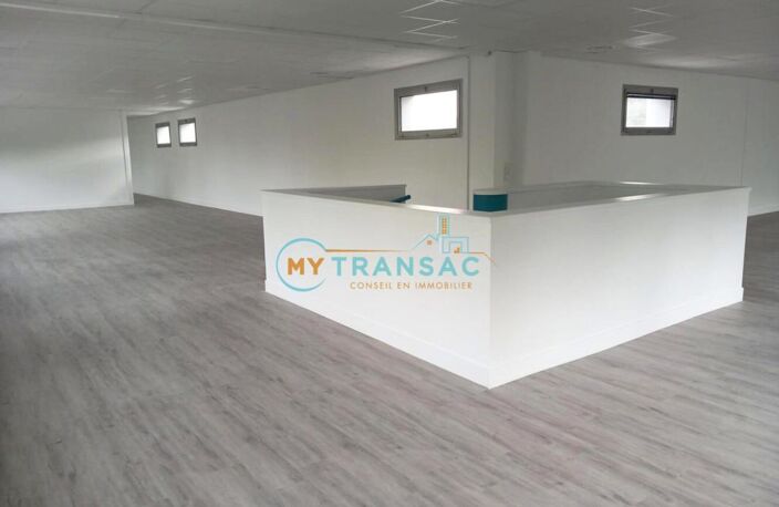 TREMBLAY : A LOUER Local entrepôt 458m² — photo 5