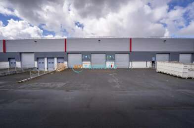Local industriel  50225 €