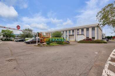 Local industriel  3520 €