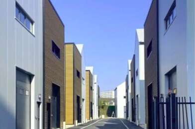 Local industriel  2420 €