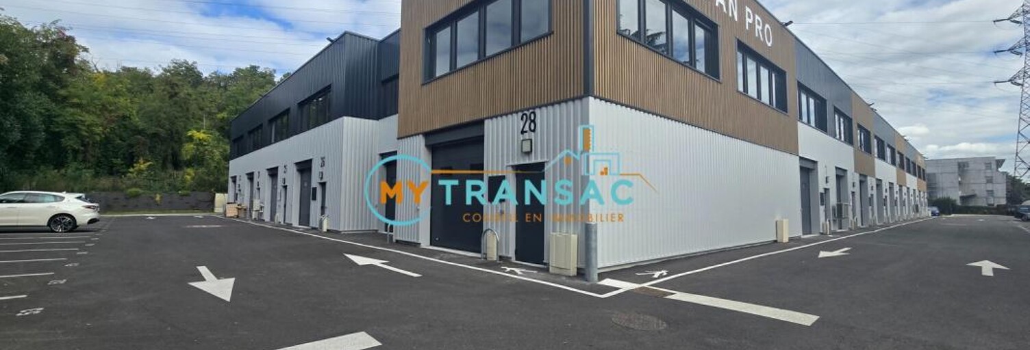 Local industriel  329 m² à louer à Neuilly-Plaisance (93360)