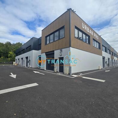 Local industriel  1909 €