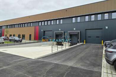 Local industriel  19607 €
