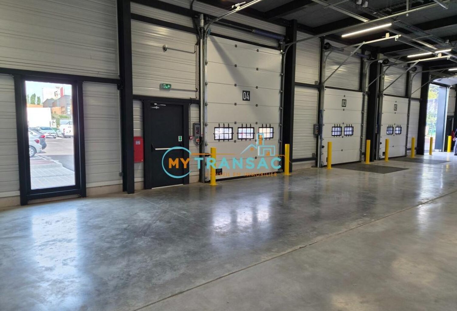 Lot A1 : A LOUER Local d'activité 2 635m² à Aulnay-sous-Bois — photo 1