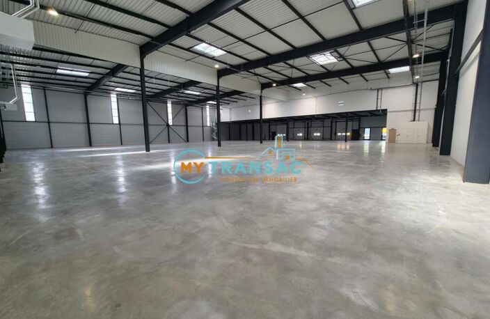 Lot A1 : A LOUER Local d'activité 2 635m² à Aulnay-sous-Bois — photo 3