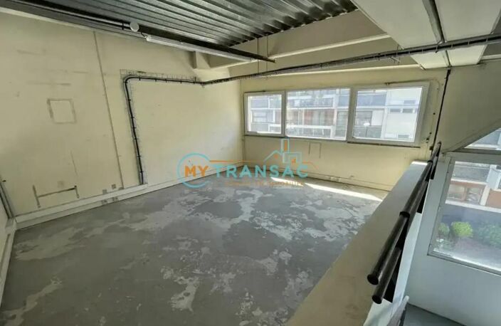 A LOUER 854m² d'activité et de bureaux — photo 4