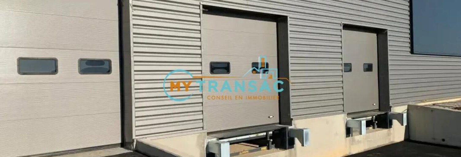 Local industriel  2321 m² à louer à Louvres (95380)