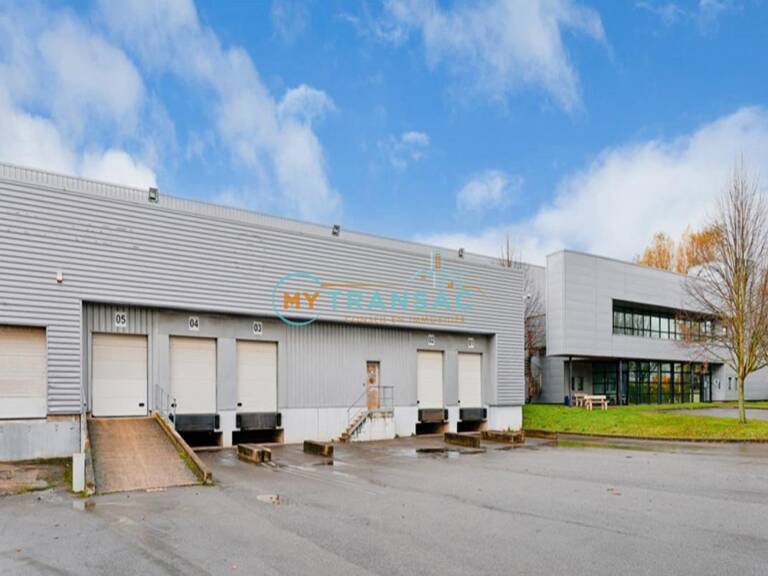A LOUER entrepôt de 6 190m² à Wissous — photo 1