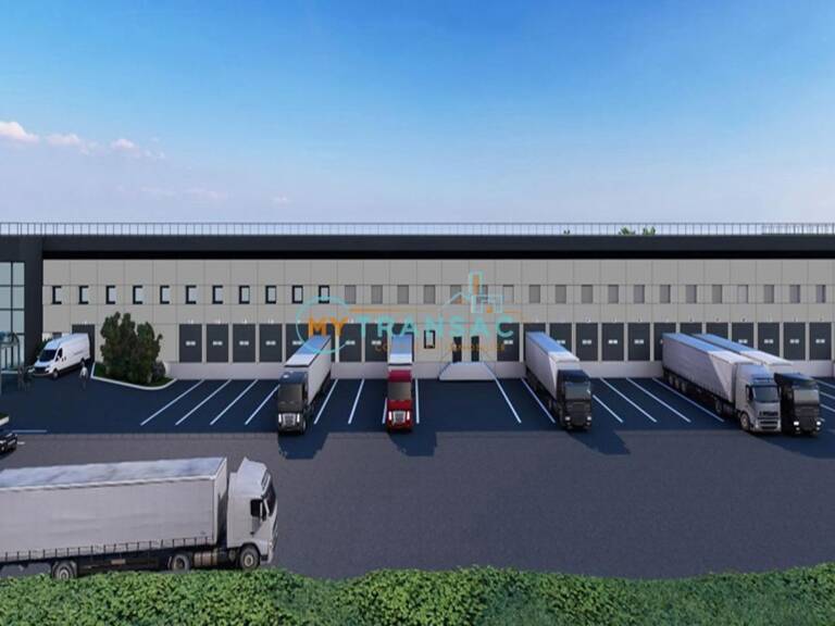 A LOUER Entrepôt de 8 018 m² à Lisses — photo 1