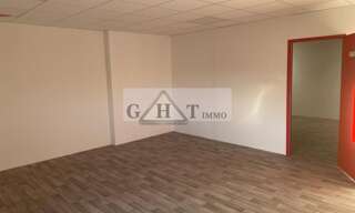 Bureau  112 m² à louer à Creil (60100)