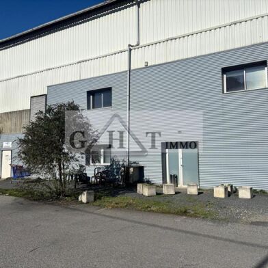 Local industriel  54166 €