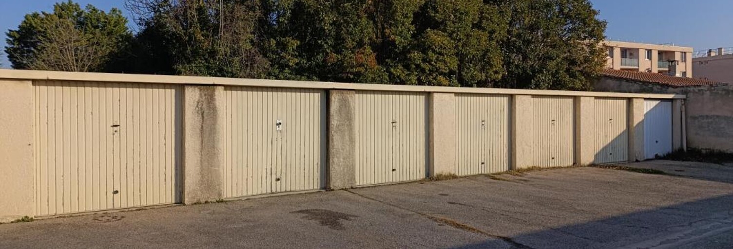 Commerce  15 m² à louer à Sarrians (84260)