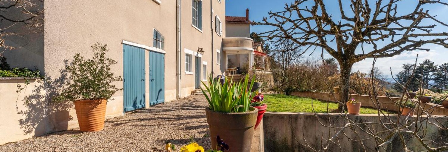 Maison 5 Pièces 217 m² à vendre à Saint-Didier-au-Mont-d'Or (69370)