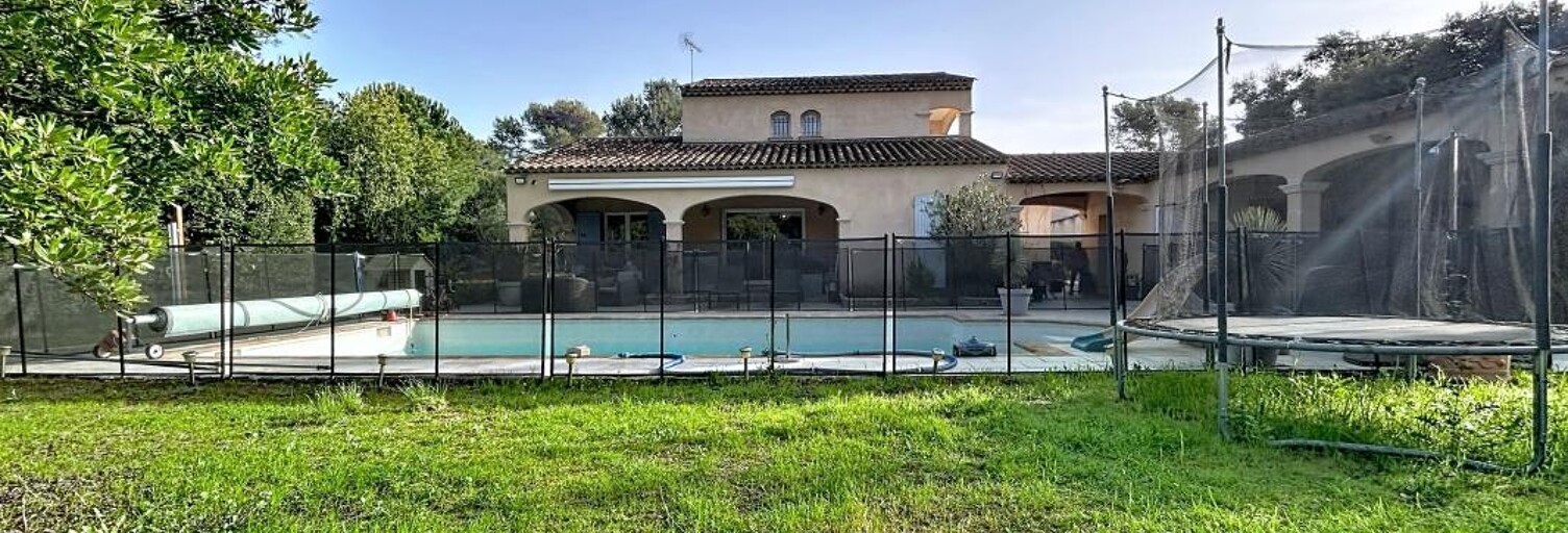 Maison 5 Pièces 168 m² à vendre à Roquebrune-sur-Argens (83520)