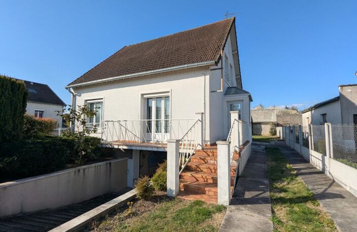 À vendre – Maison familiale au cœur de la commune d'Ingré — photo 2