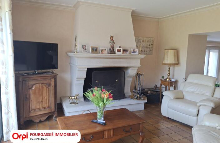 MAZAMET ENSEMBLE IMMOBILIER MAISON AVEC 600 M² DE DEPENDANCES — photo 4