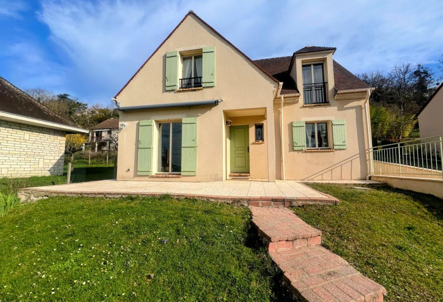 Maison À Vendre — photo 1