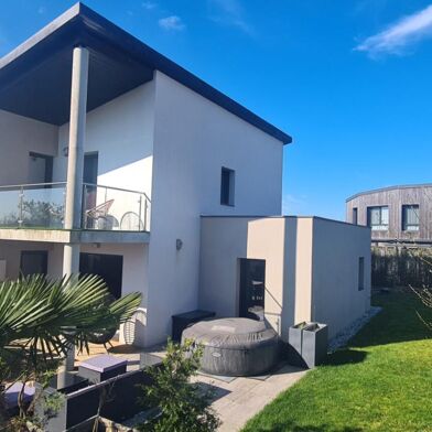 Maison 6 pièces 414750 €